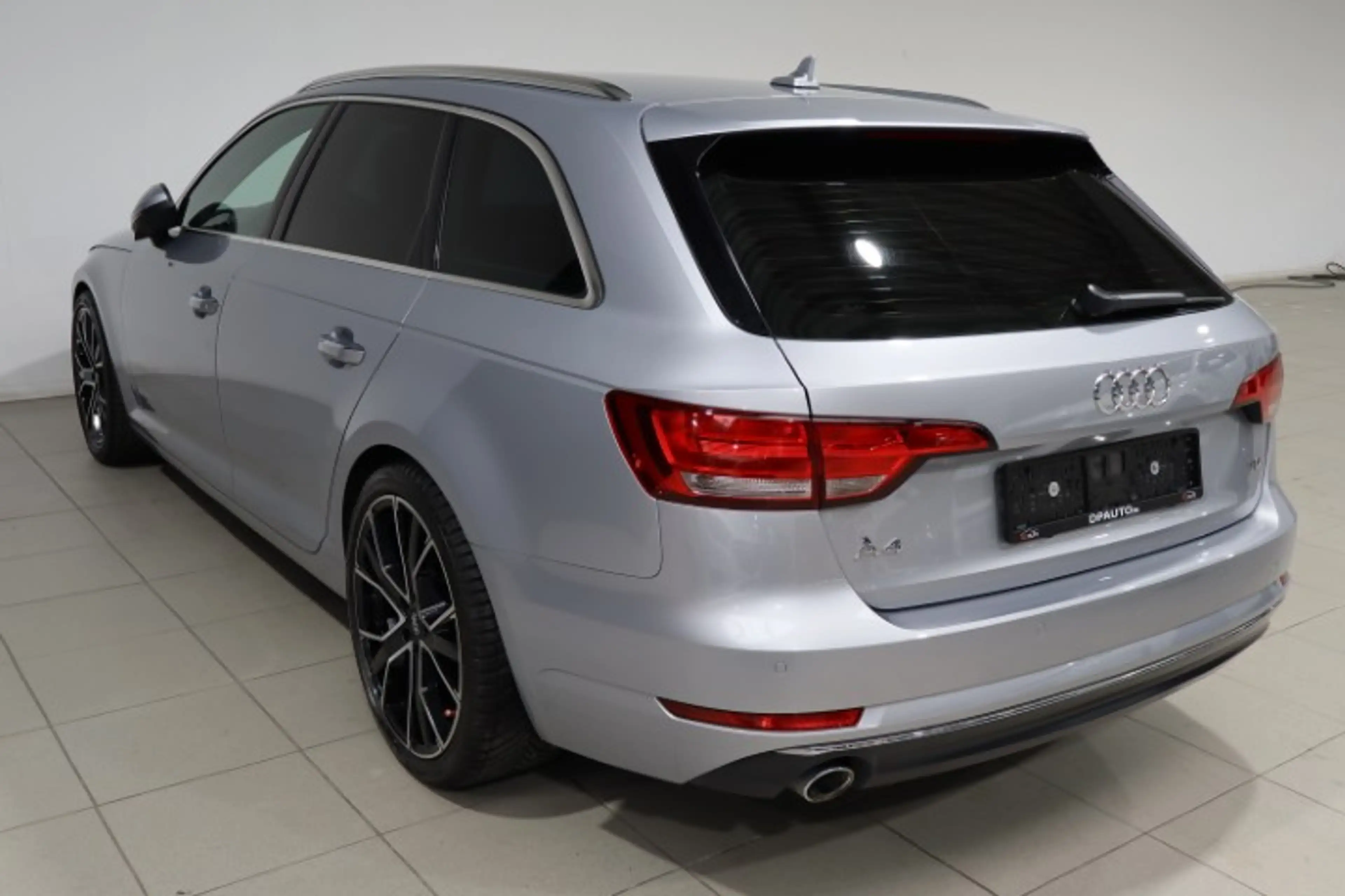 Audi A4 A4 Avant 2.0 TDi S tronic — photo 8
