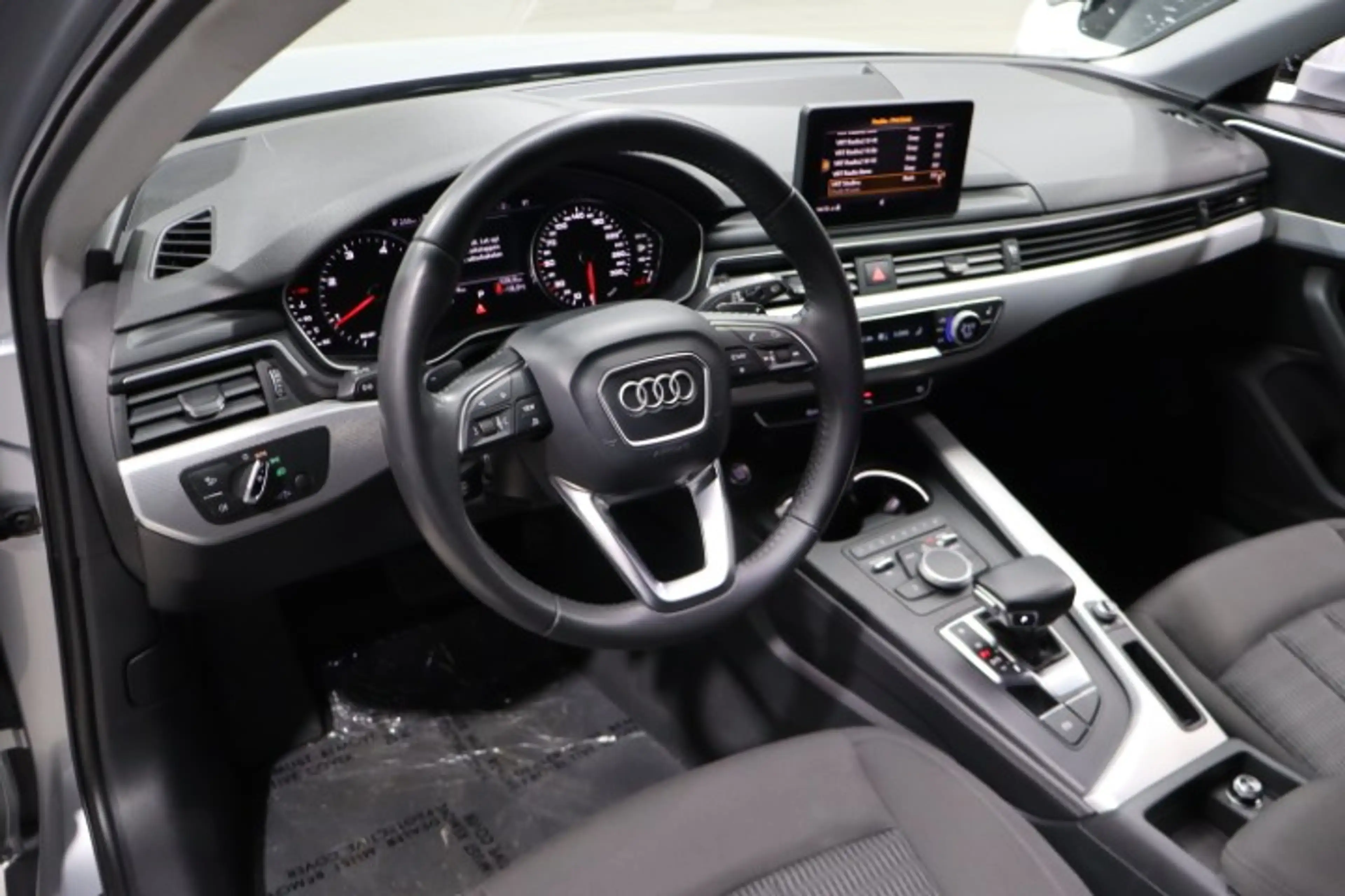 Audi A4 A4 Avant 2.0 TDi S tronic — photo 14