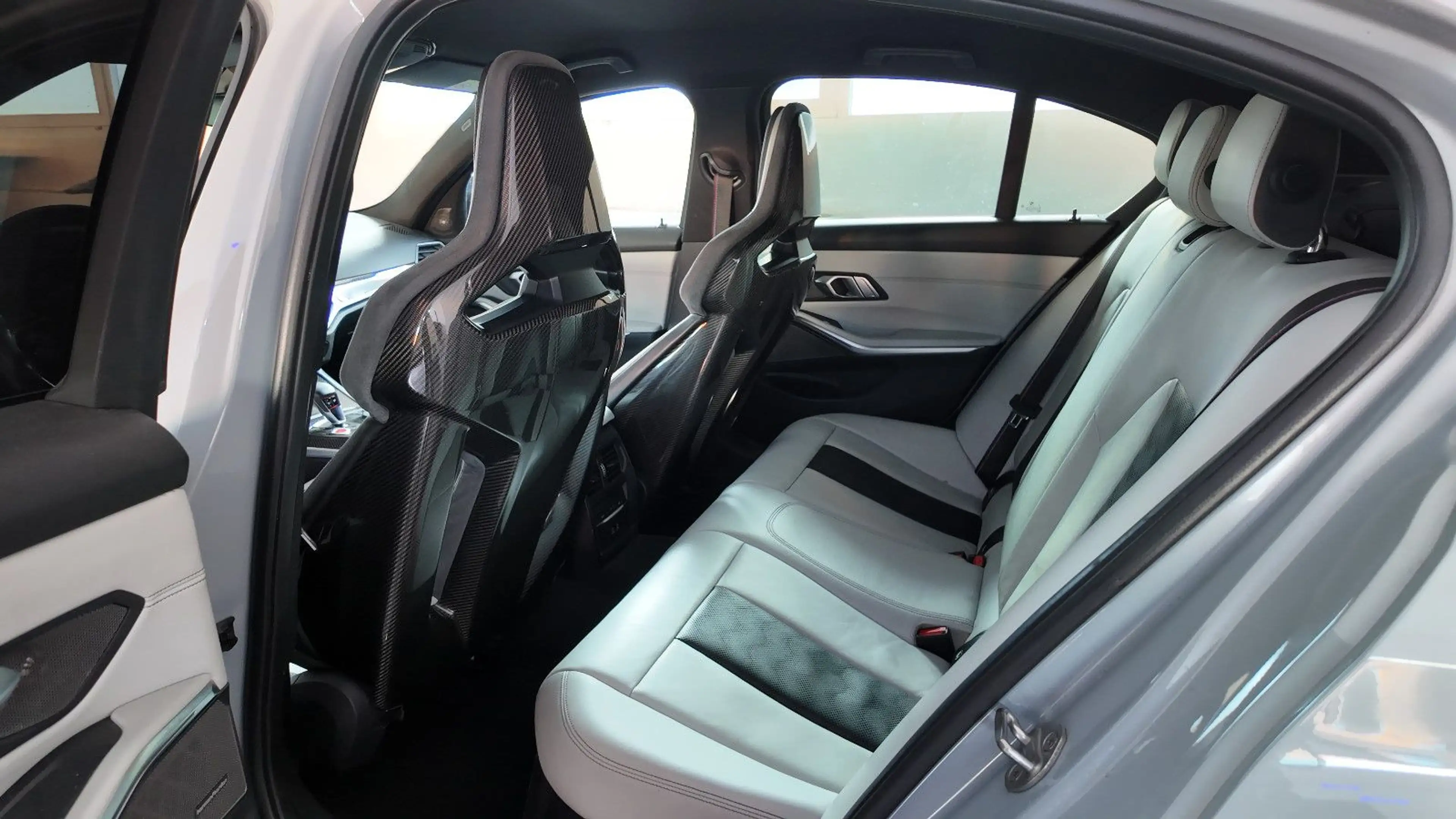 BMW M3 Competition Carbon — photo 12