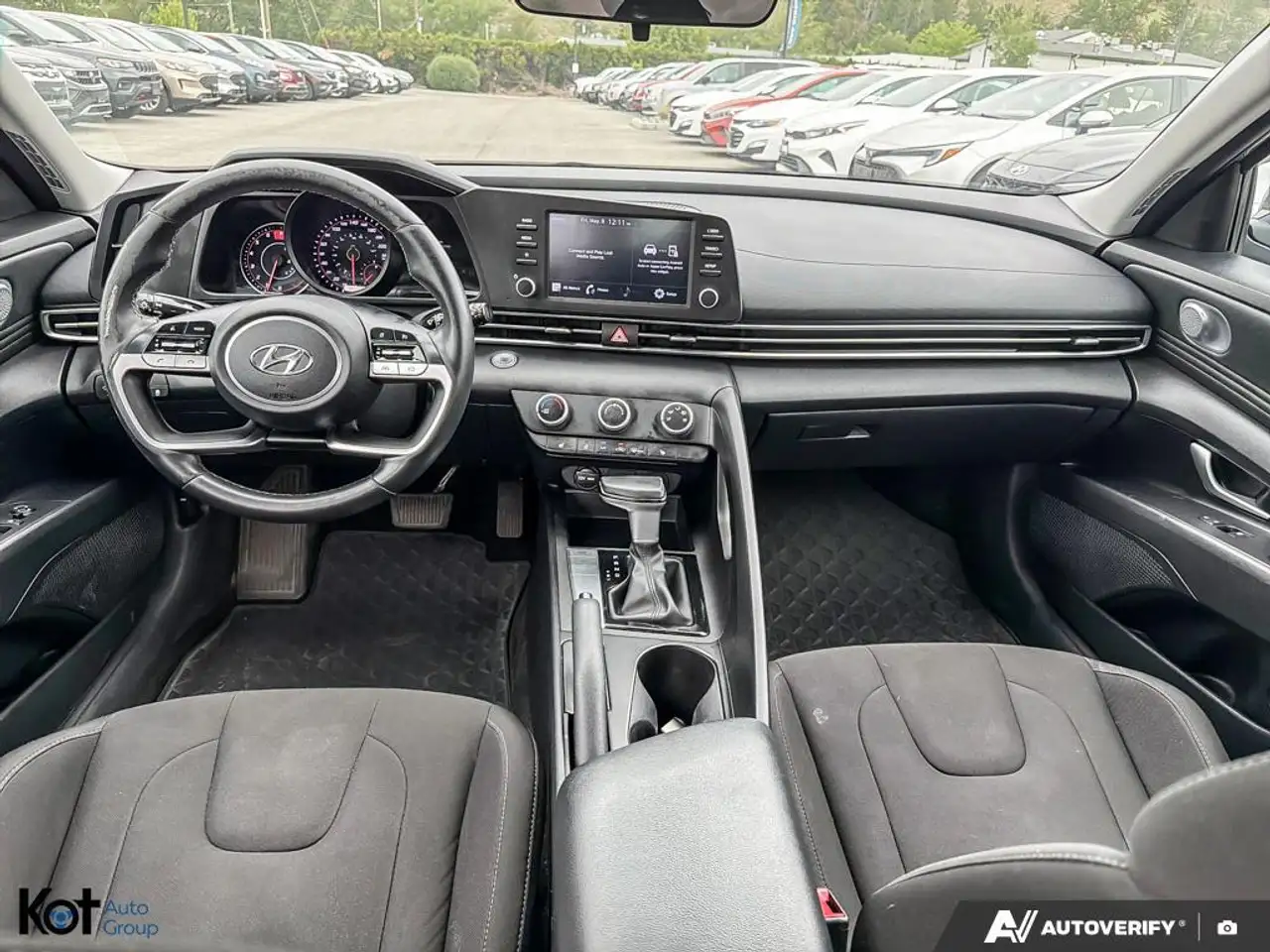 Hyundai ELANTRA снимка Hyundai ELANTRA
