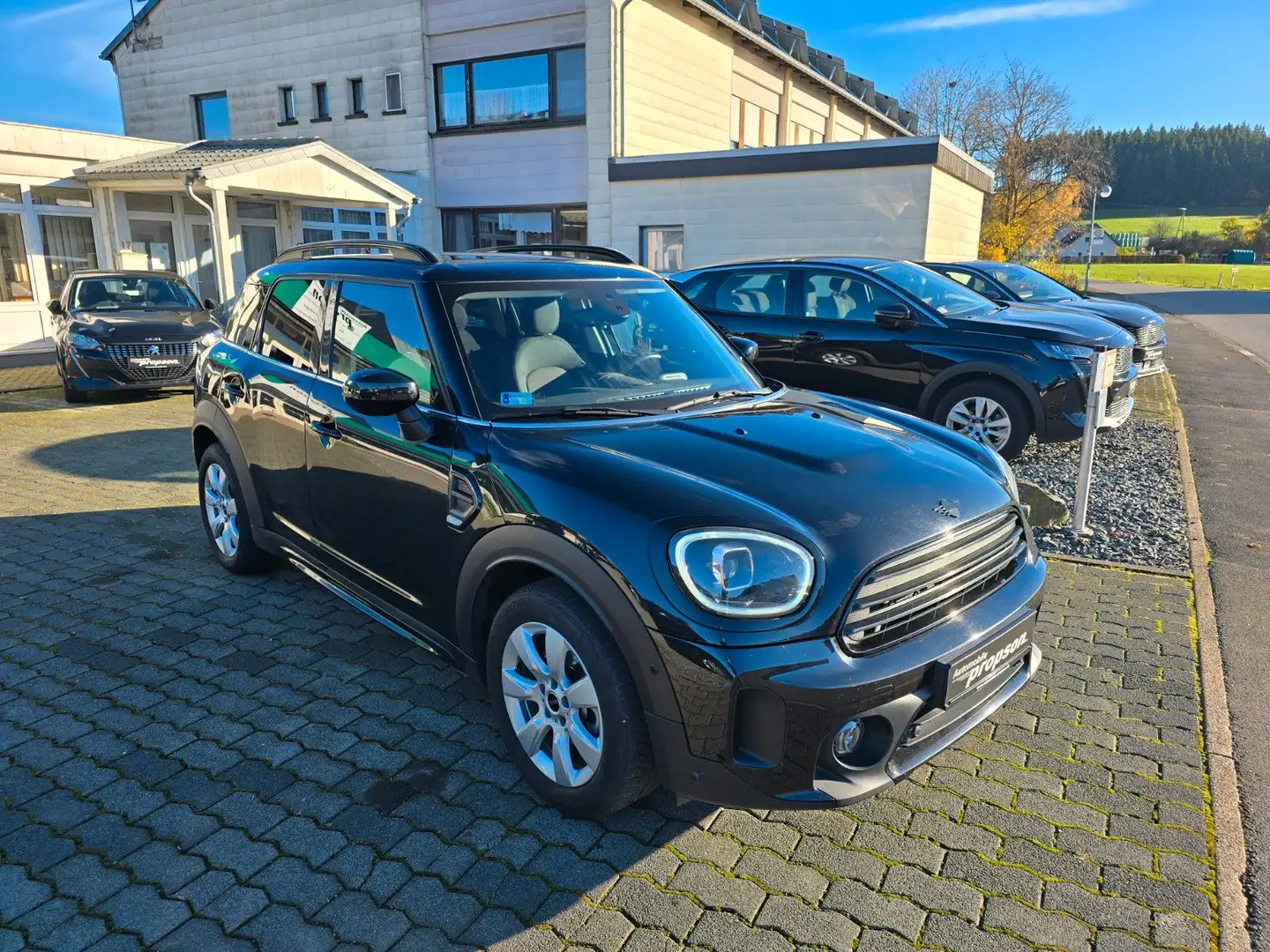 MINI Cooper Countryman Cooper Untamed Edition RFK SHZ Schwarz - 2