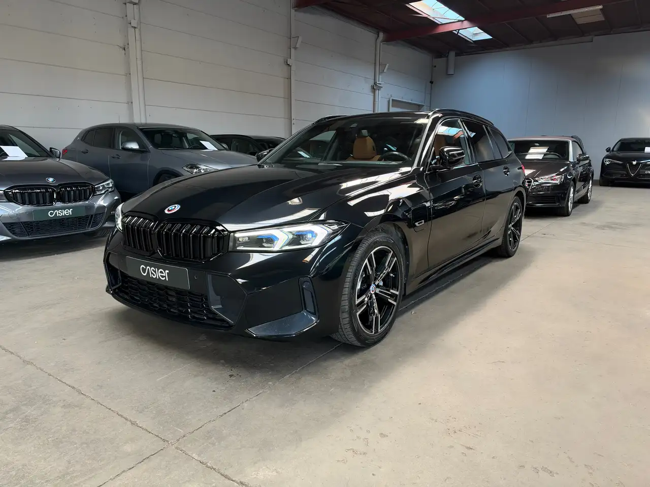 BMW 330