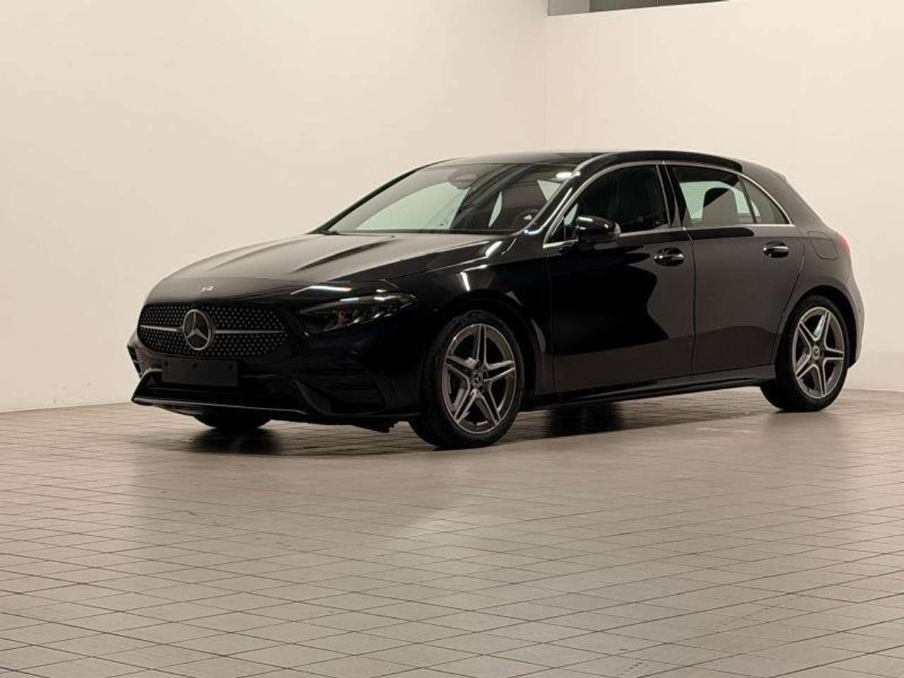 Mercedes-Benz A 200 (V177) A 200 Automatic AMG Line Advanced Plus