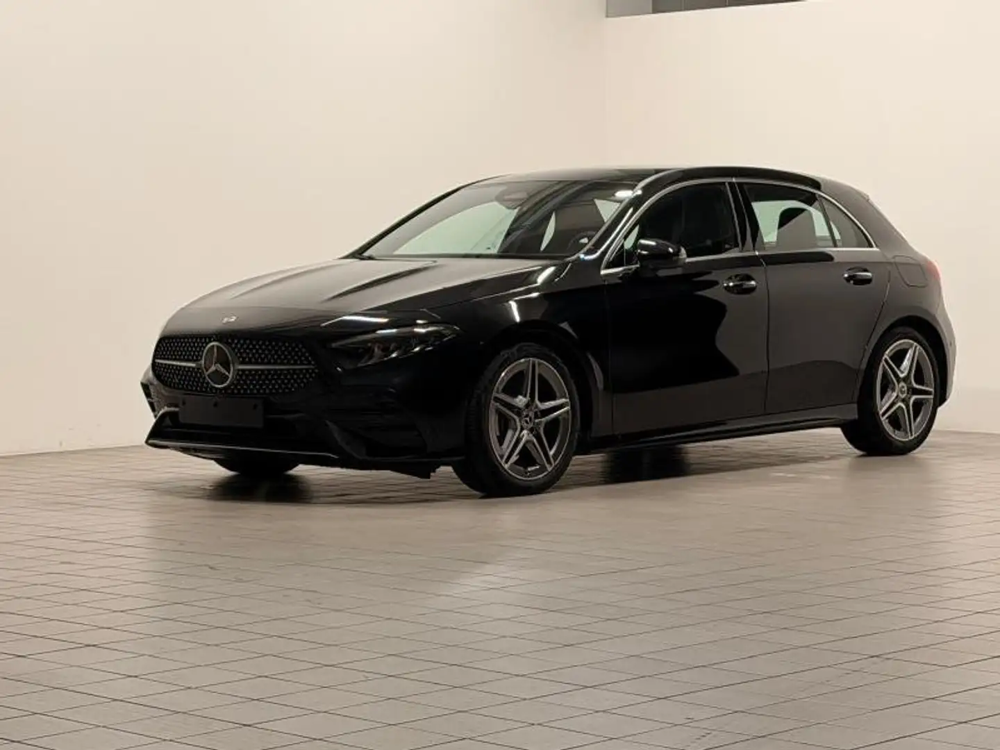 Mercedes-Benz A 200 (V177) A 200 Automatic AMG Line Advanced Plus Nero - 1