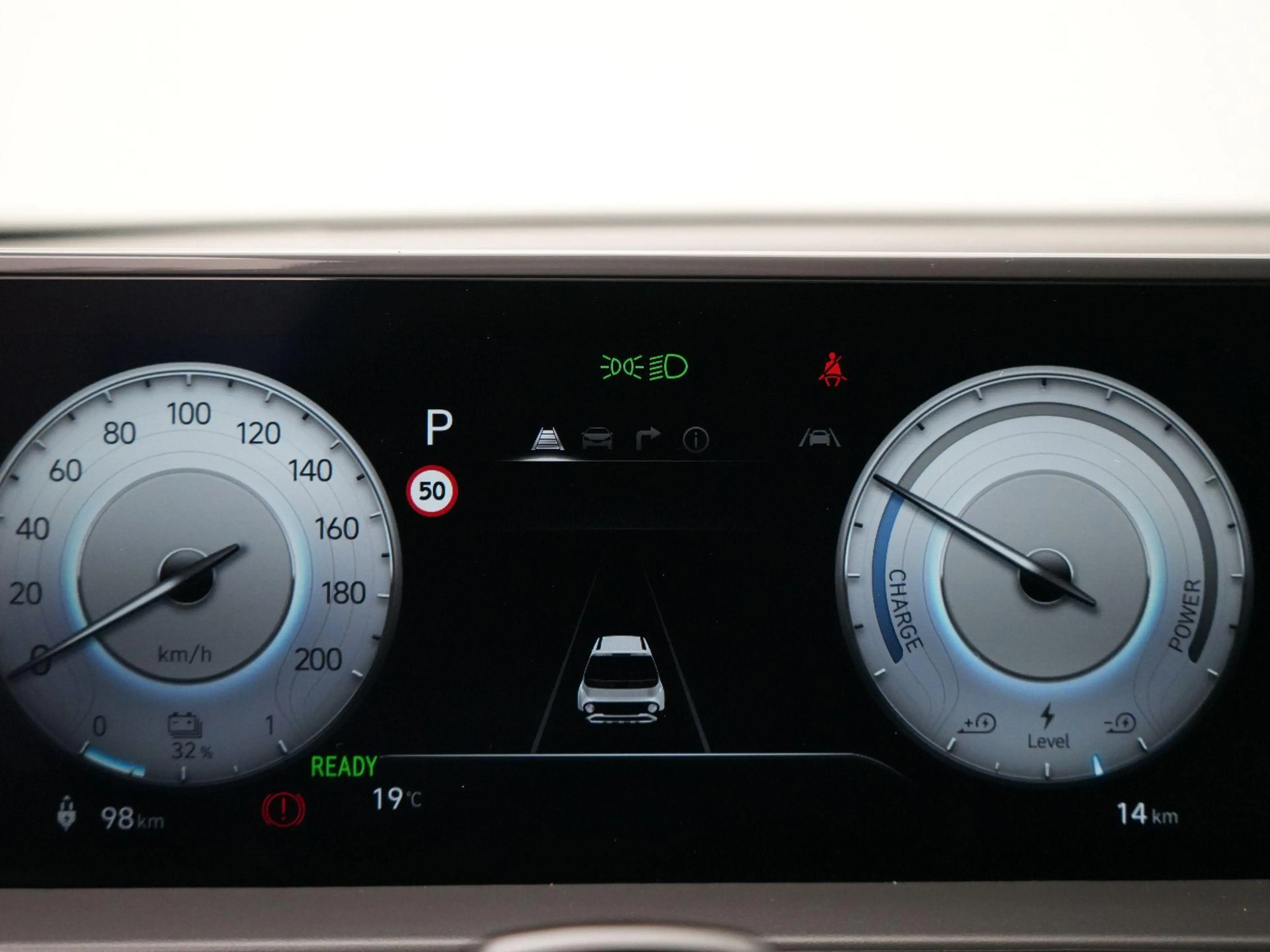 Hyundai Inster Cross Sky Plus 49 kWh | Warmtepomp | Stoelverwarmi — photo 10
