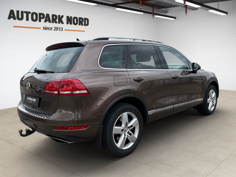 Volkswagen Touareg 3.0 V6 TDI BMT Exclusive - VOLL! — photo 4