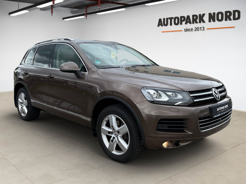 Volkswagen Touareg 3.0 V6 TDI BMT Exclusive - VOLL! — photo 2