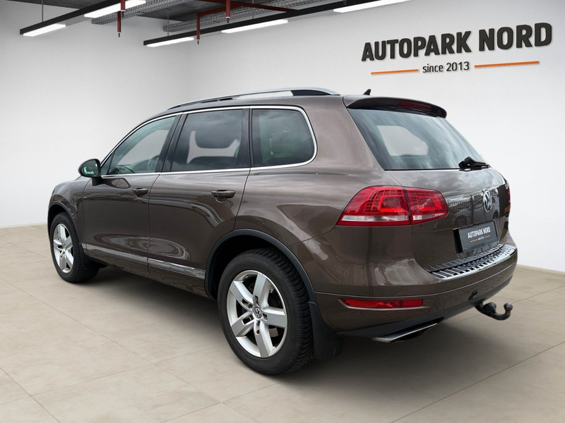 Volkswagen Touareg 3.0 V6 TDI BMT Exclusive - VOLL! — photo 3