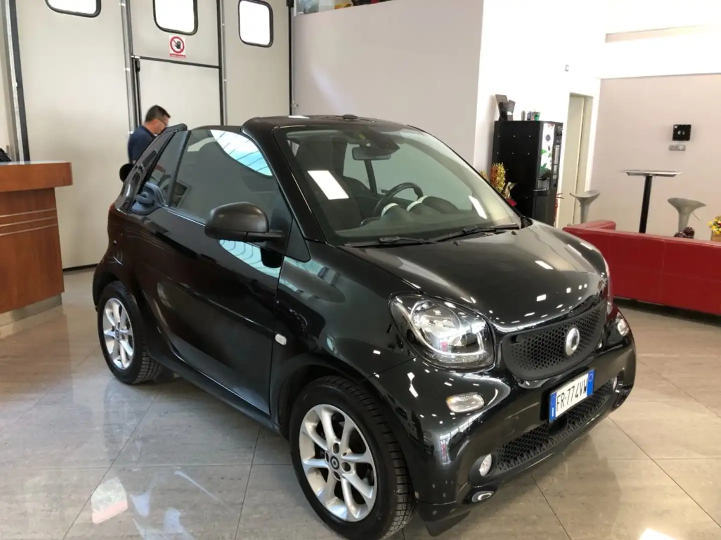smart forTwo 70 1.0 twinamic cabrio Youngster Nero - 2