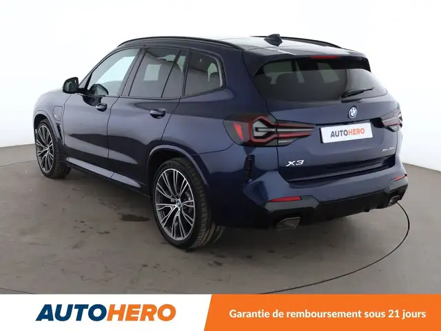 BMW X3 view 4