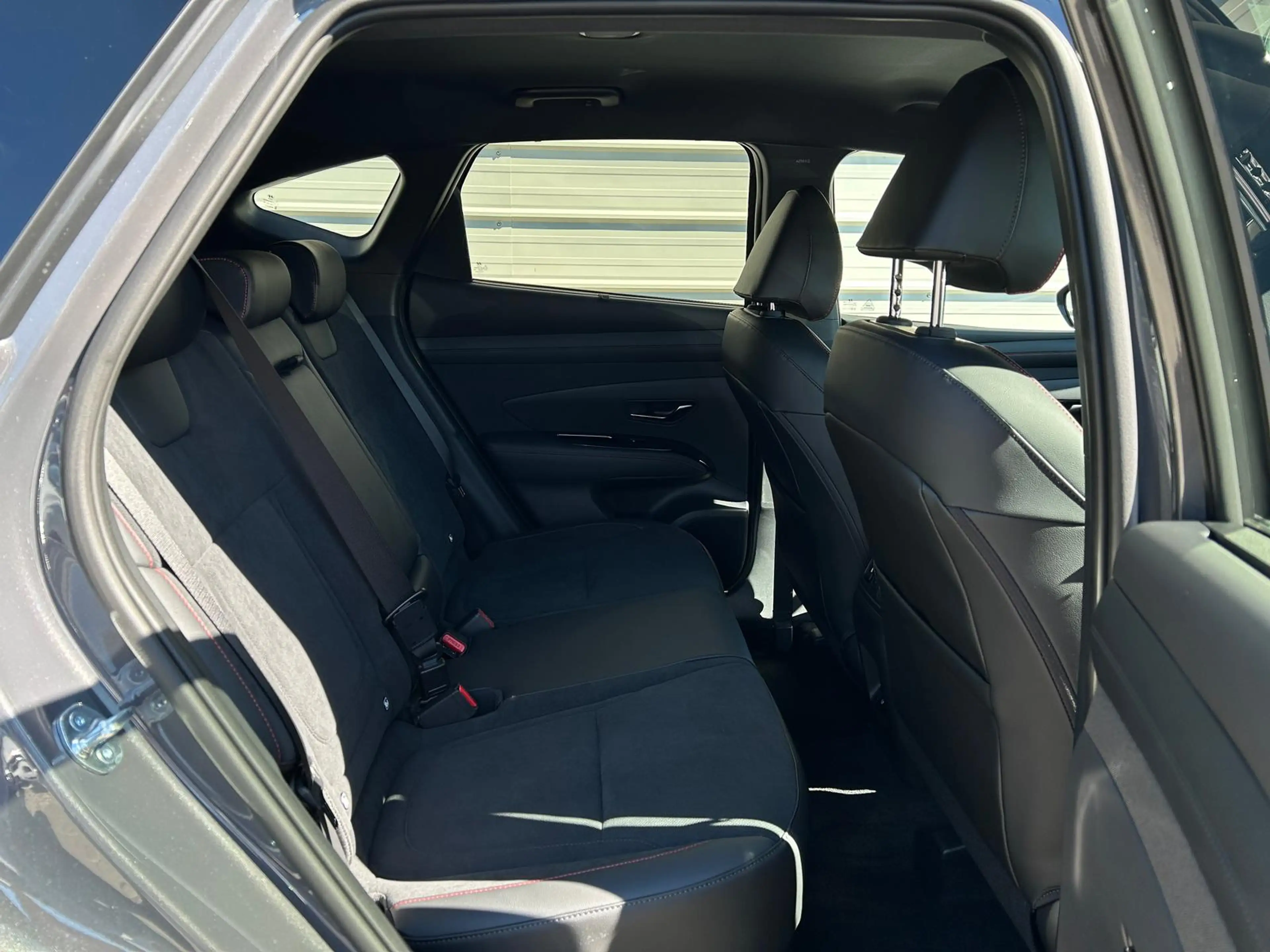 Hyundai TUCSON N-Line+ 1.6 T-GDI HEV 4WD AHK*Android Auto*HUD*Nav — photo 13