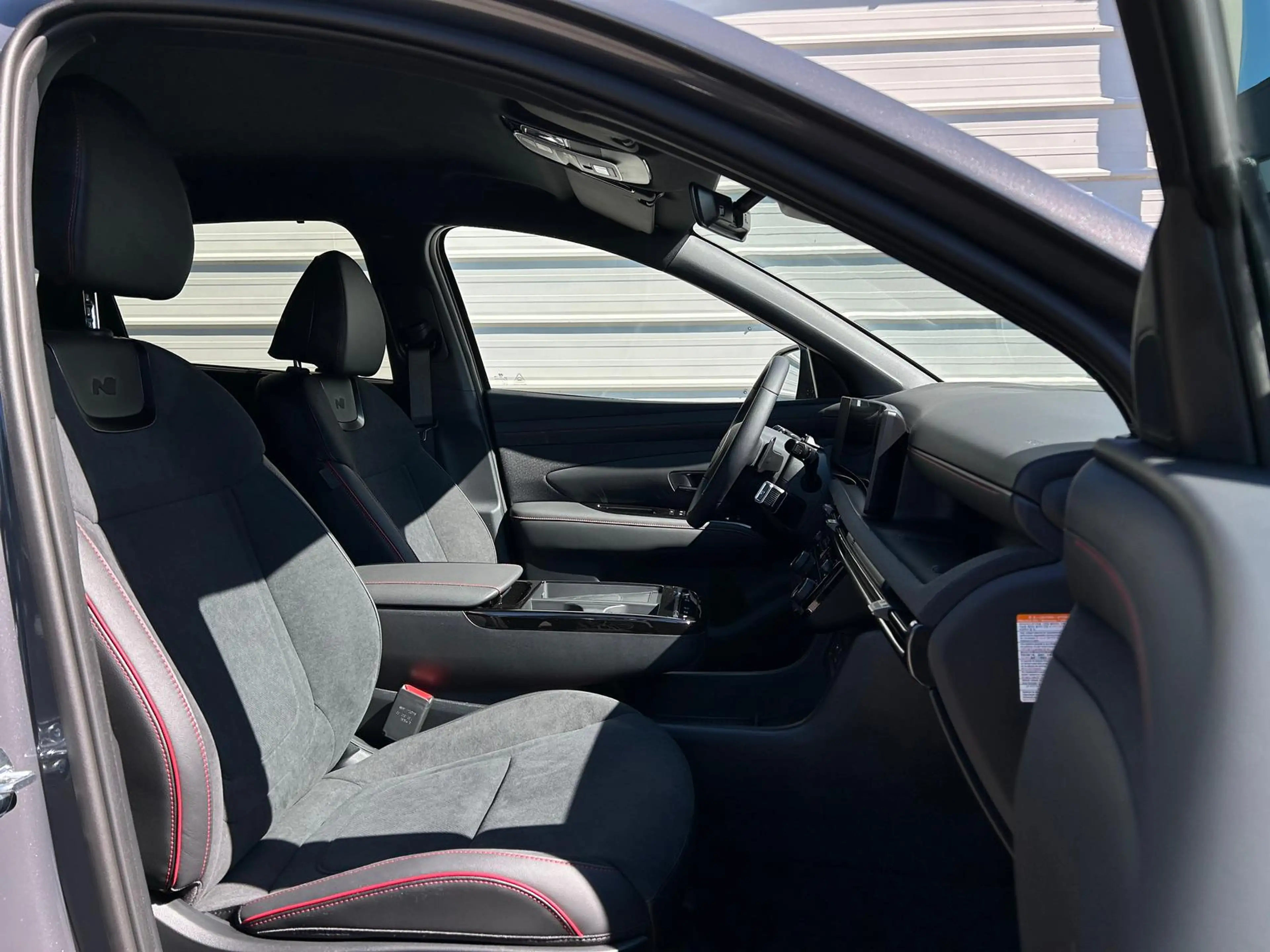 Hyundai TUCSON N-Line+ 1.6 T-GDI HEV 4WD AHK*Android Auto*HUD*Nav — photo 11