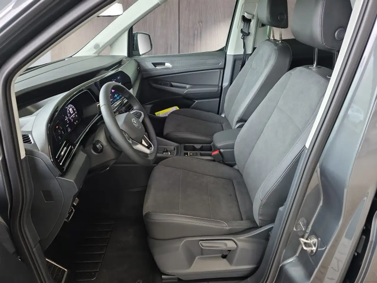Volkswagen Caddy Maxi Style 1,5TSI DSG aAHK/LED/Navi/Kamera/Winterp 9