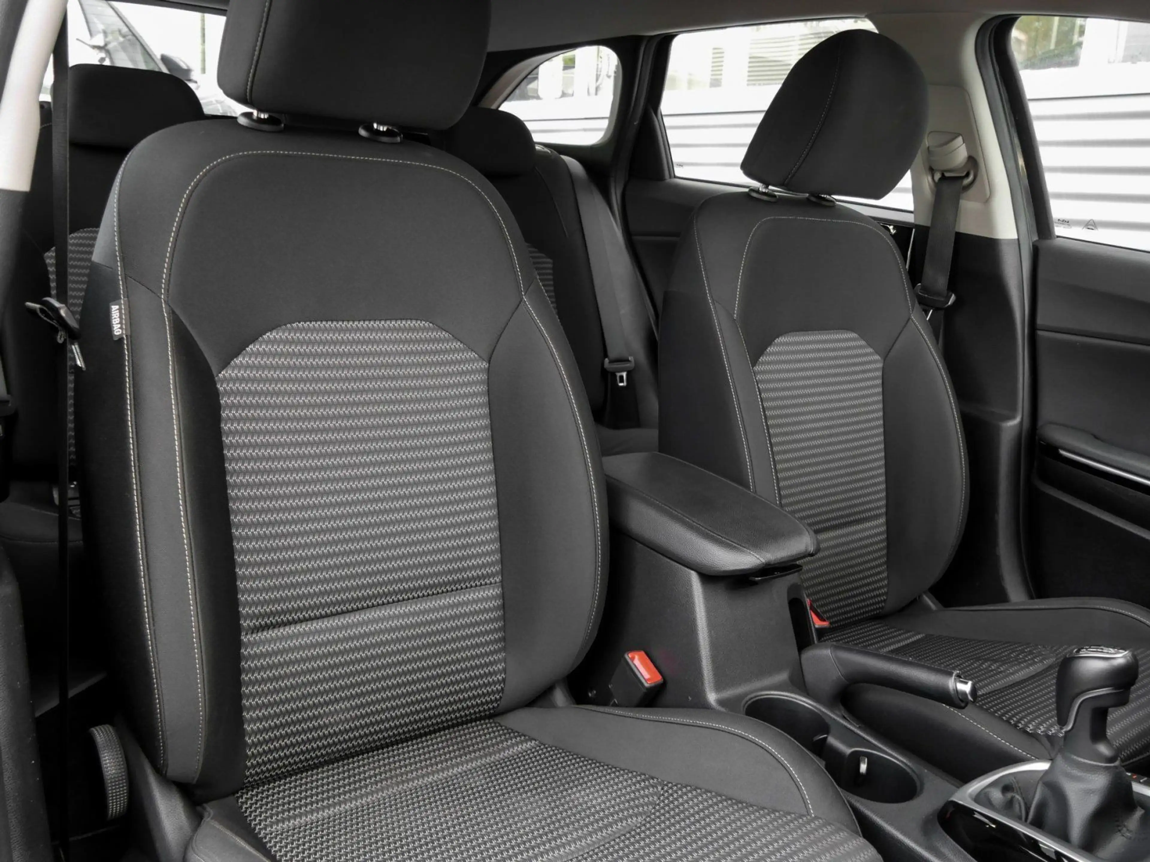 Kia Ceed / cee'd Ceed 1.5 T-GDI Vision LED KAMERA NAVI LENKRAD HE — photo 7