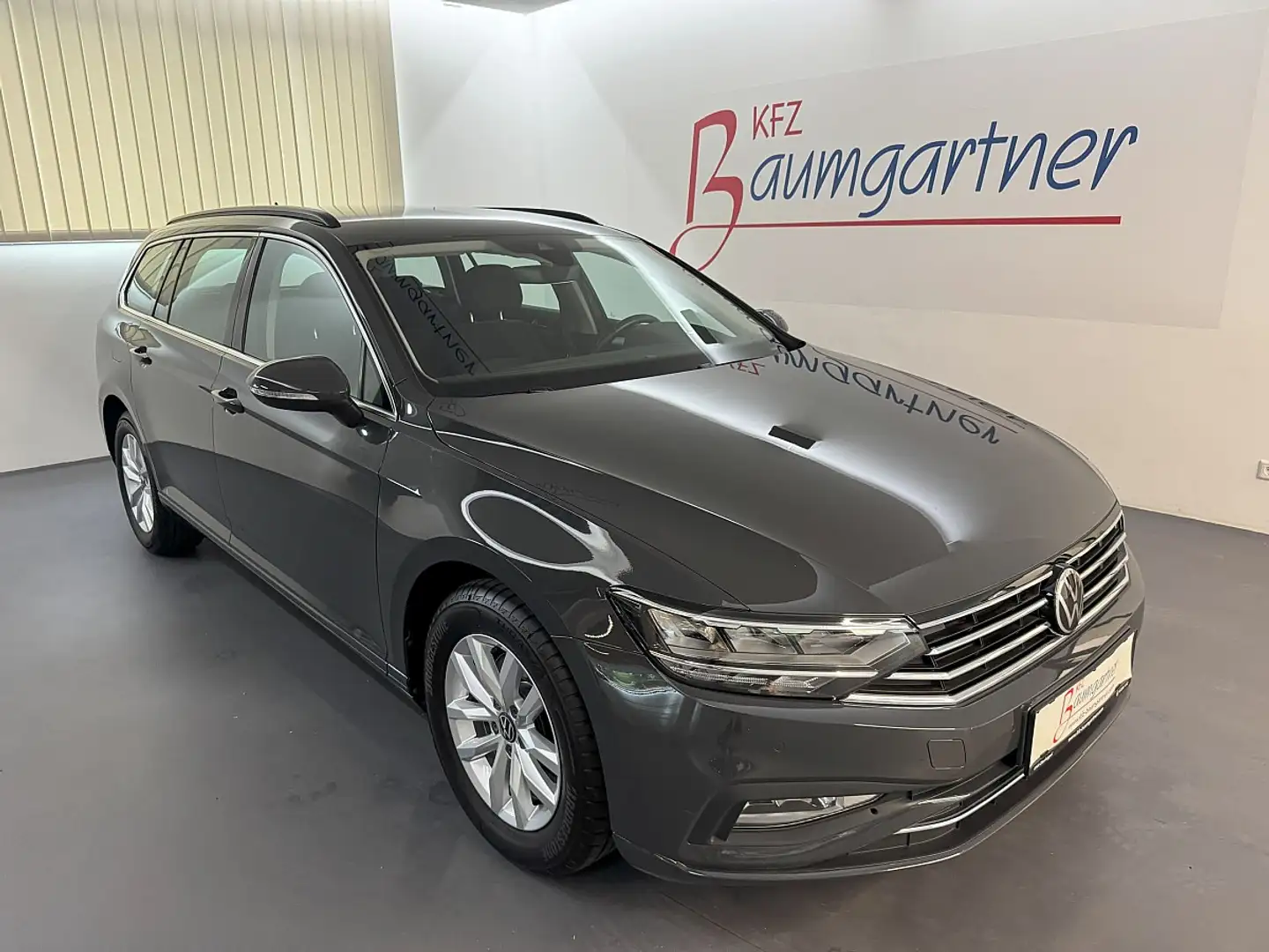 Volkswagen Passat Variant 2,0TDI *LED*NAVI*ACC*AHK*Sitzheizung*Rückfahrka... Gris - 1