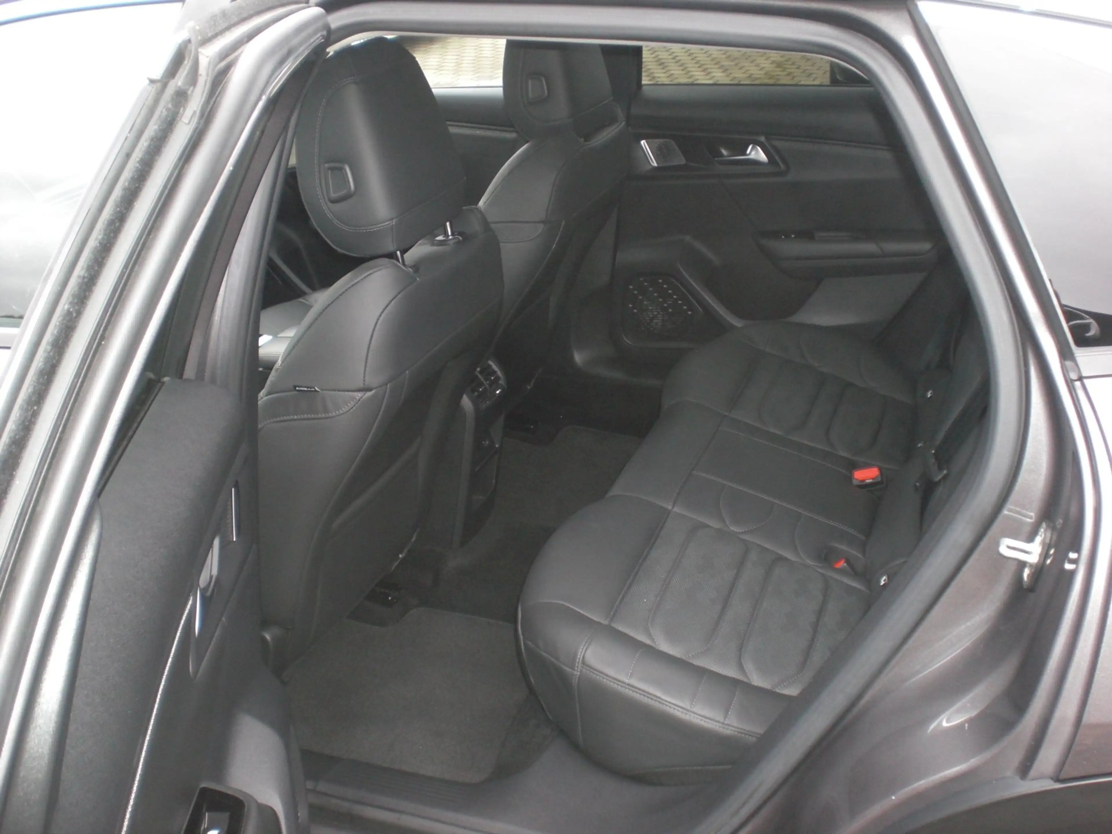 Citroen C5 X Shine Hybrid* Navi*LED*Leder* — photo 12