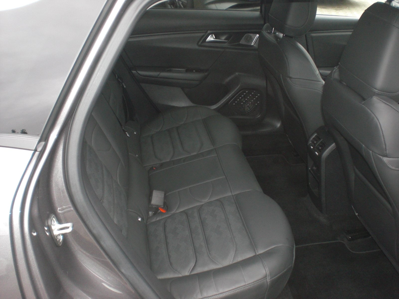 Citroen C5 X Shine Hybrid* Navi*LED*Leder* — photo 10