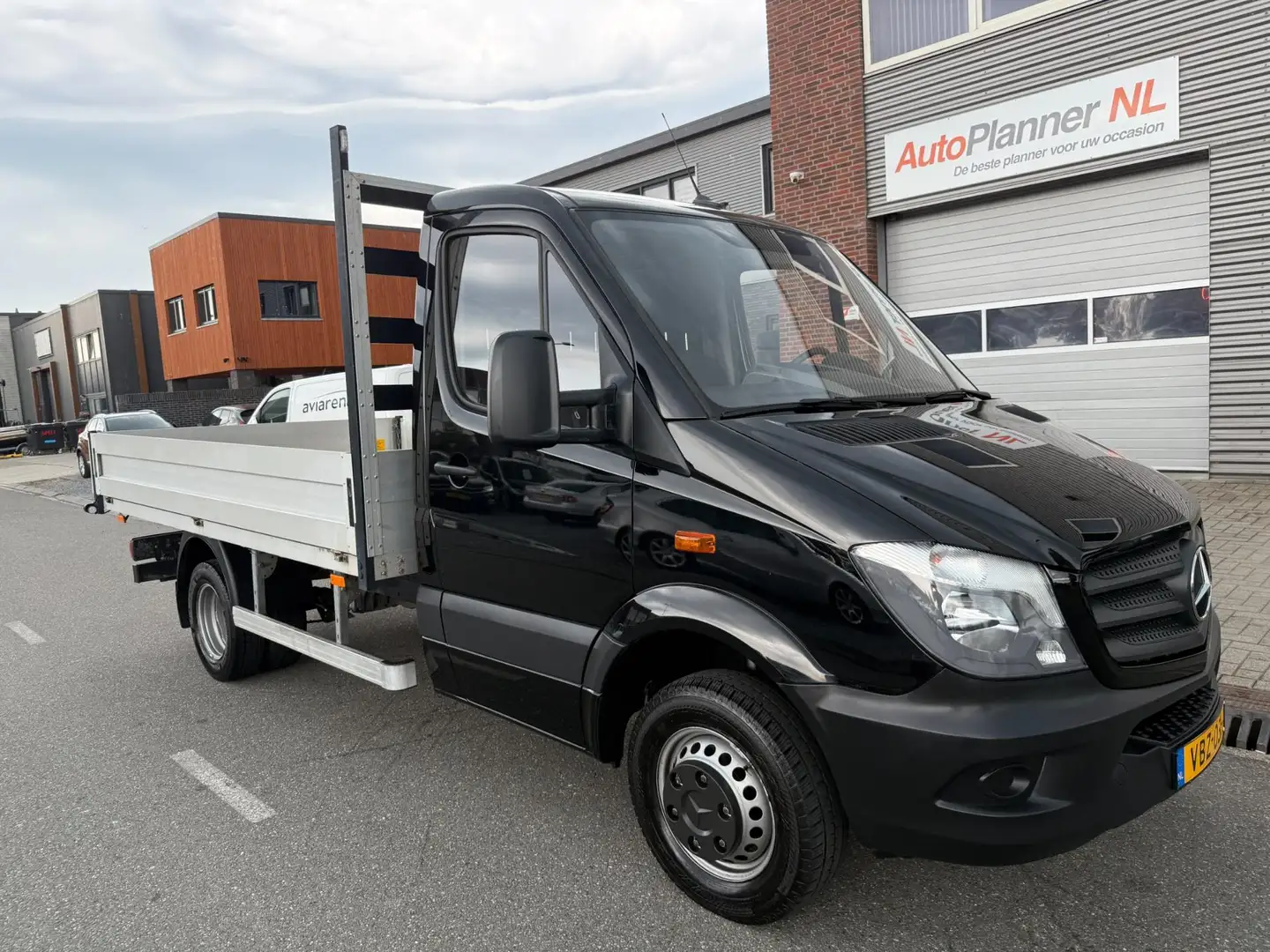 Mercedes-Benz Sprinter 519 3.0 CDI L2H1! Airco! Navi! 3-Zit! Zwart - 1