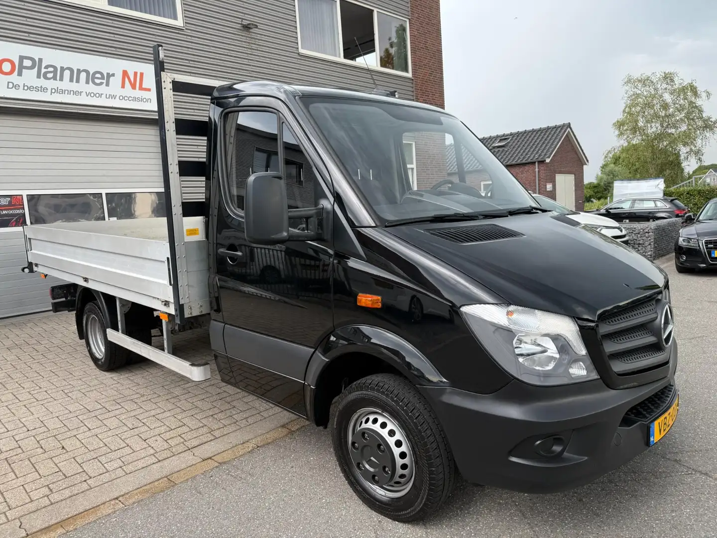 Mercedes-Benz Sprinter 519 3.0 CDI L2H1! Airco! Navi! 3-Zit! Zwart - 2