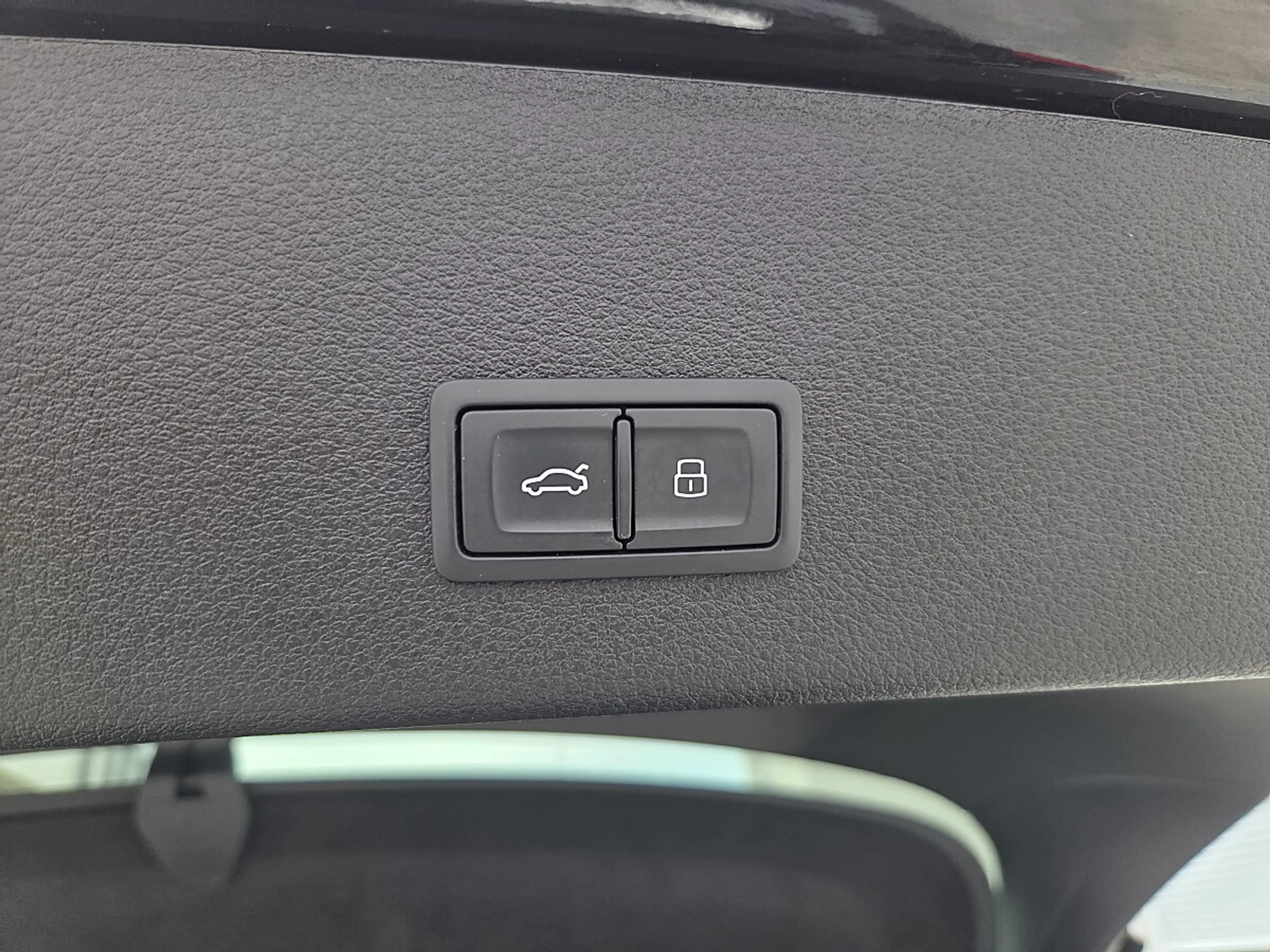 Audi e-tron SB 55 quattro 95kWh S-line — photo 9