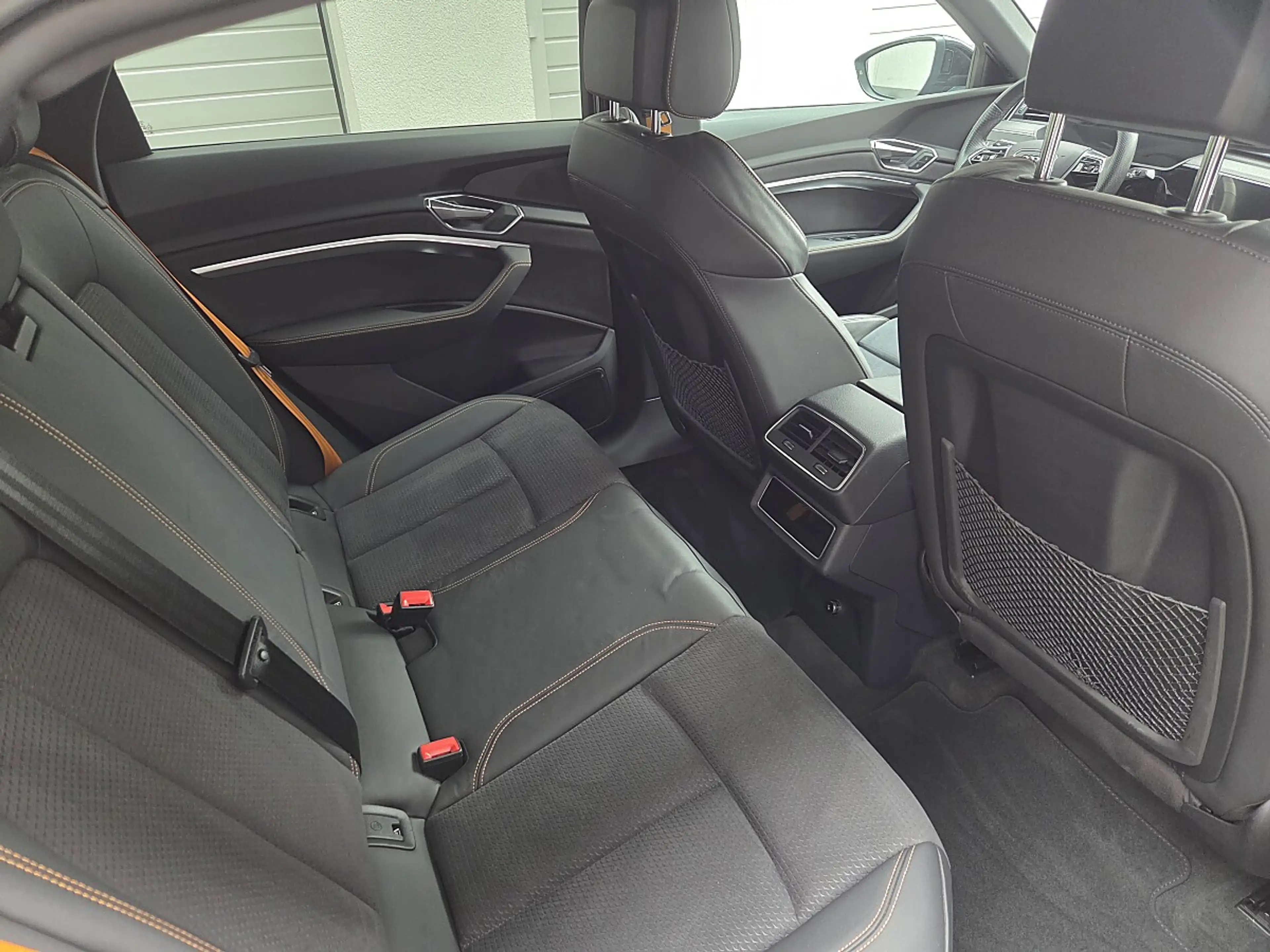 Audi e-tron SB 55 quattro 95kWh S-line — photo 6
