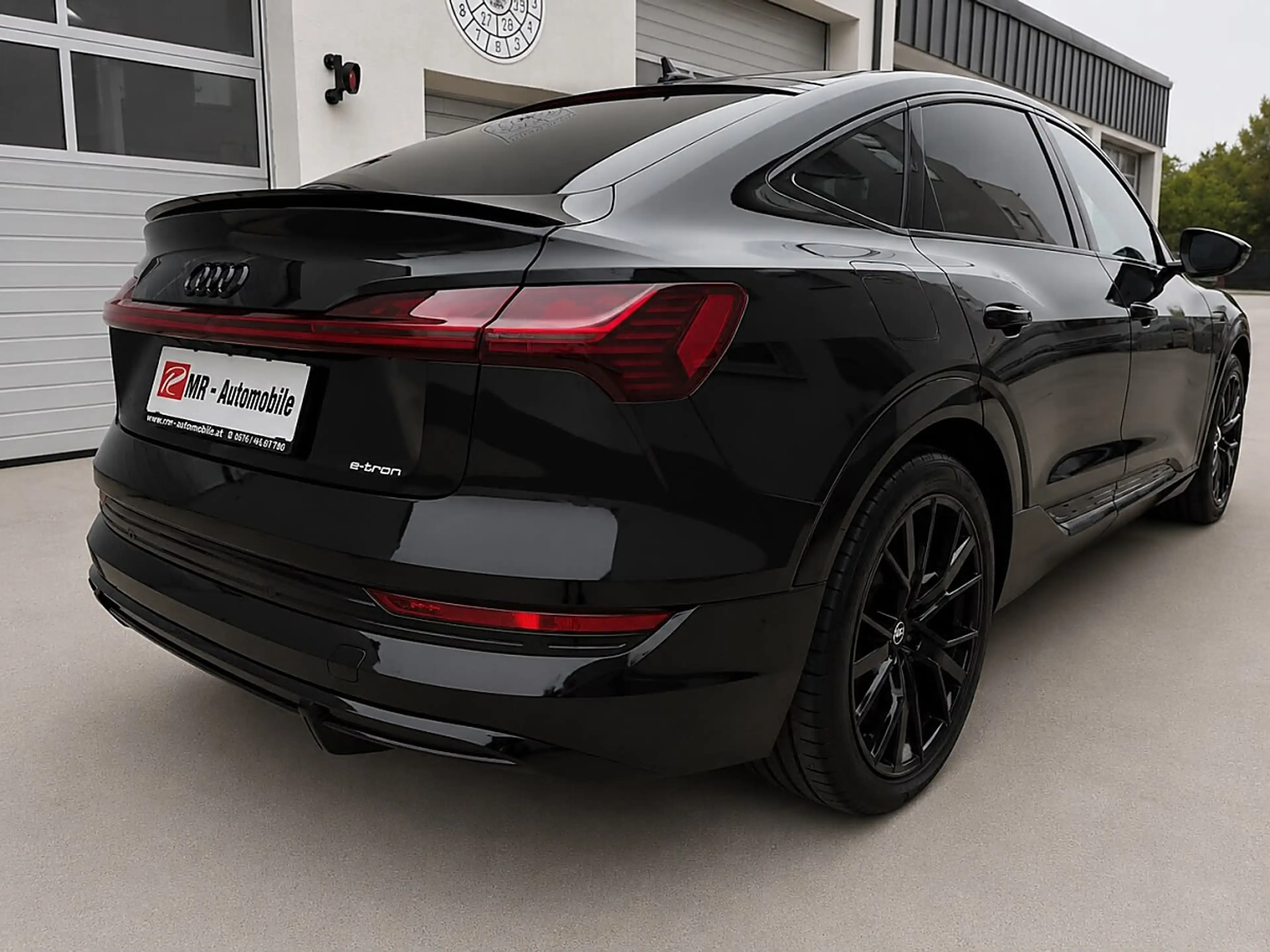 Audi e-tron SB 55 quattro 95kWh S-line — photo 4