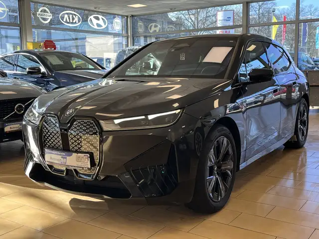 BMW iX 40*xDrive*ACC*HUD*360*AHK*Leder*HiFiSound*WMP