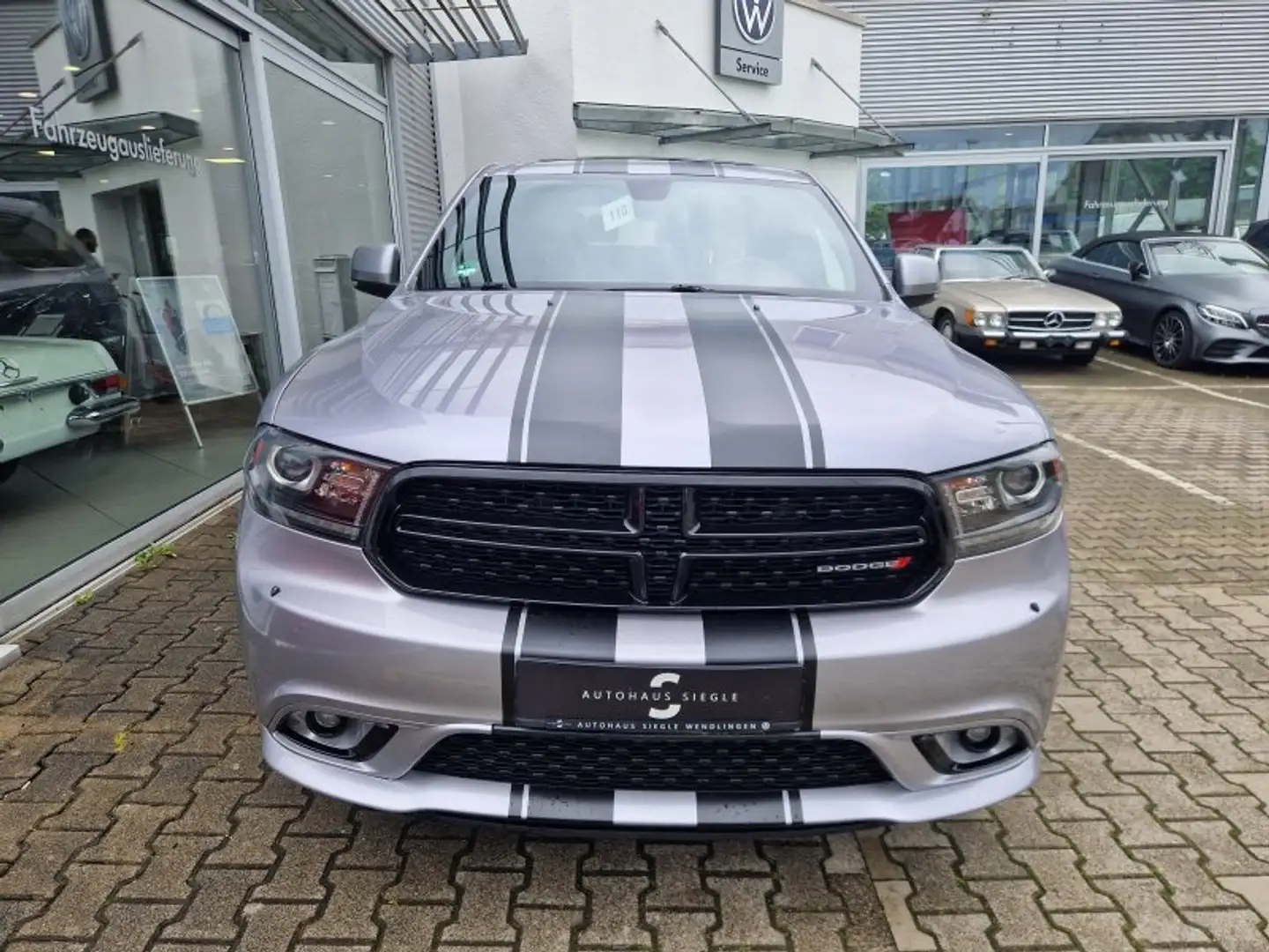 Dodge Durango R/T Flüssiggas 7-Sitze Leder Navi Kamera Schiebeda Silber - 2