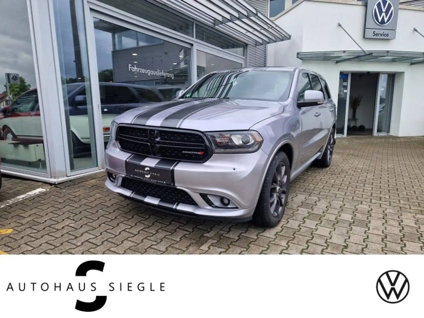 Dodge Durango R/T Flüssiggas 7-Sitze Leder Navi Kamera Schiebeda Silber - 1
