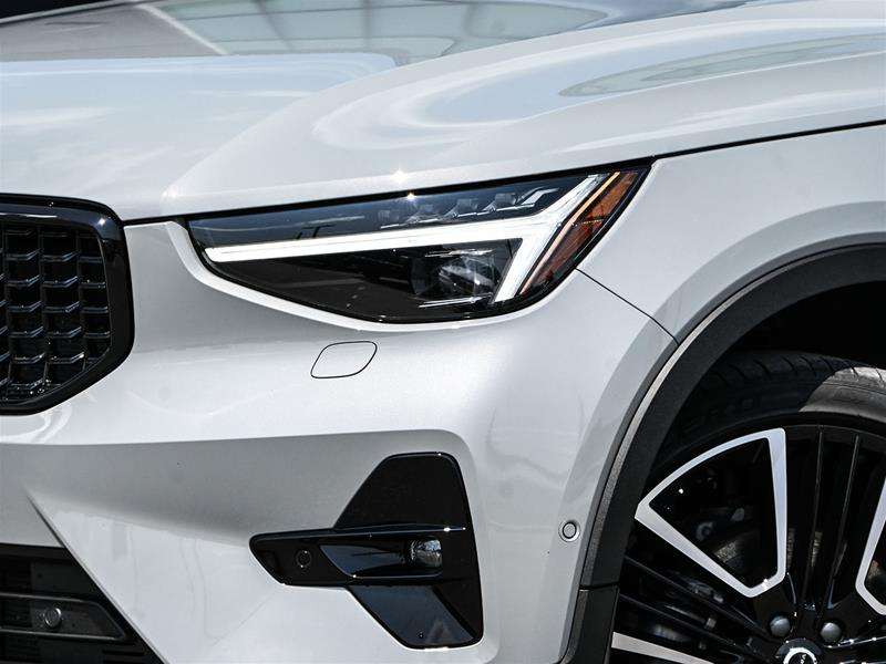 2024 Volvo XC40