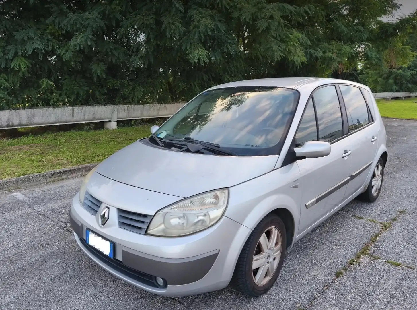 Renault Scenic 1.5 dci Dynamique (confort) 85cv - 2
