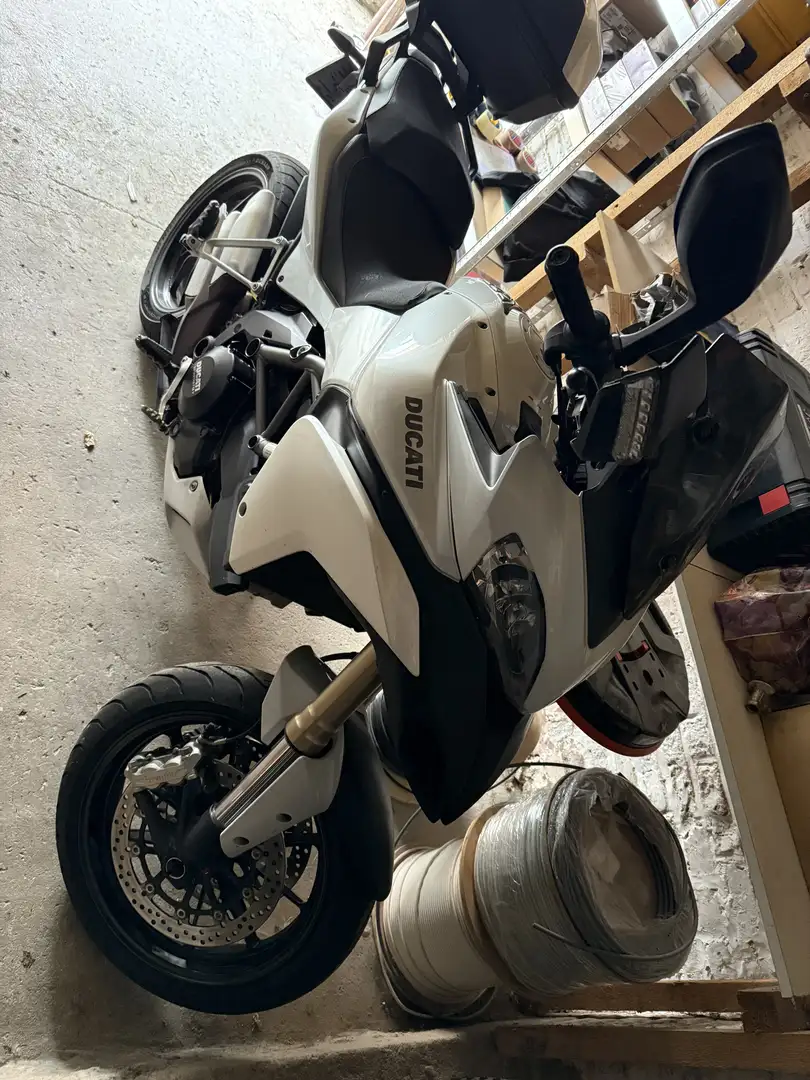 Ducati Multistrada 1200 - 1