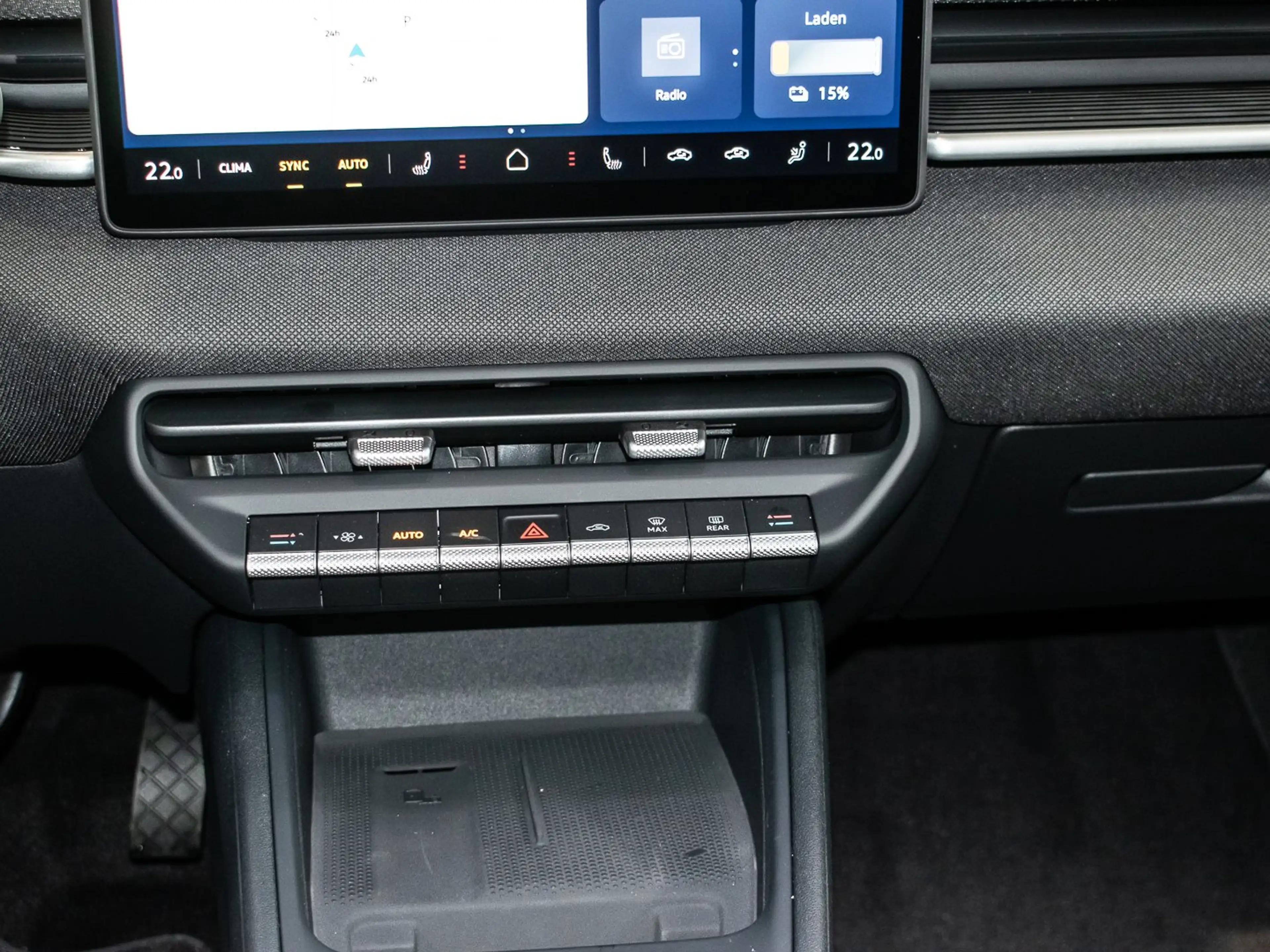 Volkswagen ID. Polo Life 52 kWh 1-Gang-Automatik LED/NAVI — photo 12