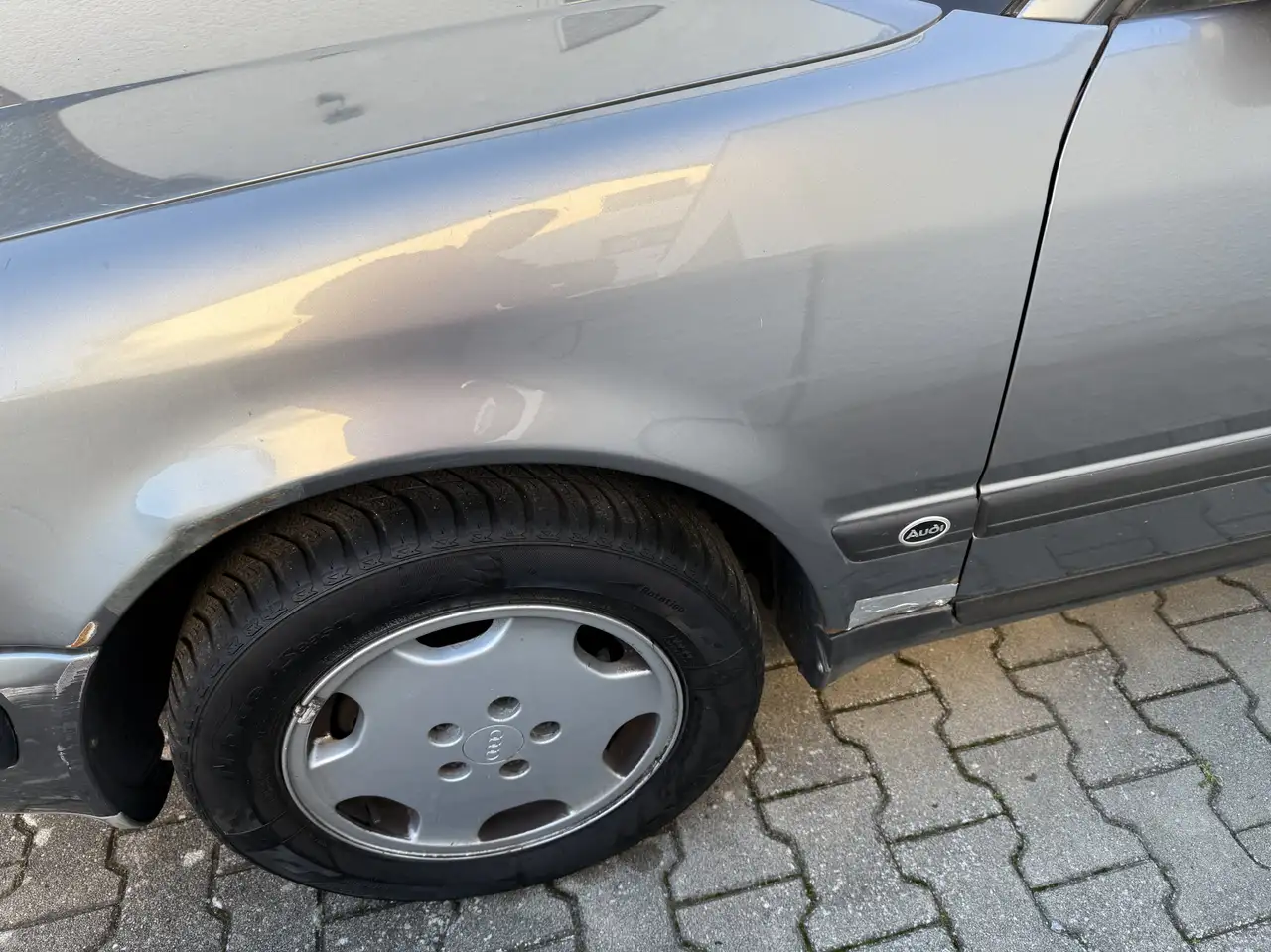 Audi 100 2.3 E, foto 4