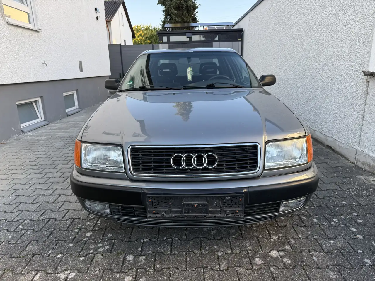 Audi 100 2.3 E, foto 1