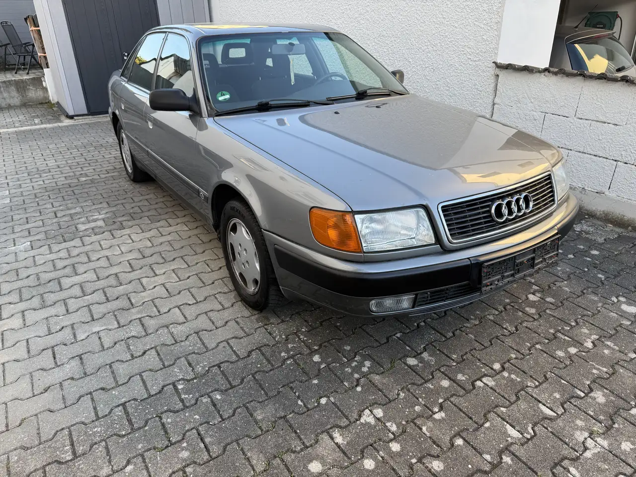 Audi 100 2.3 E, foto 2