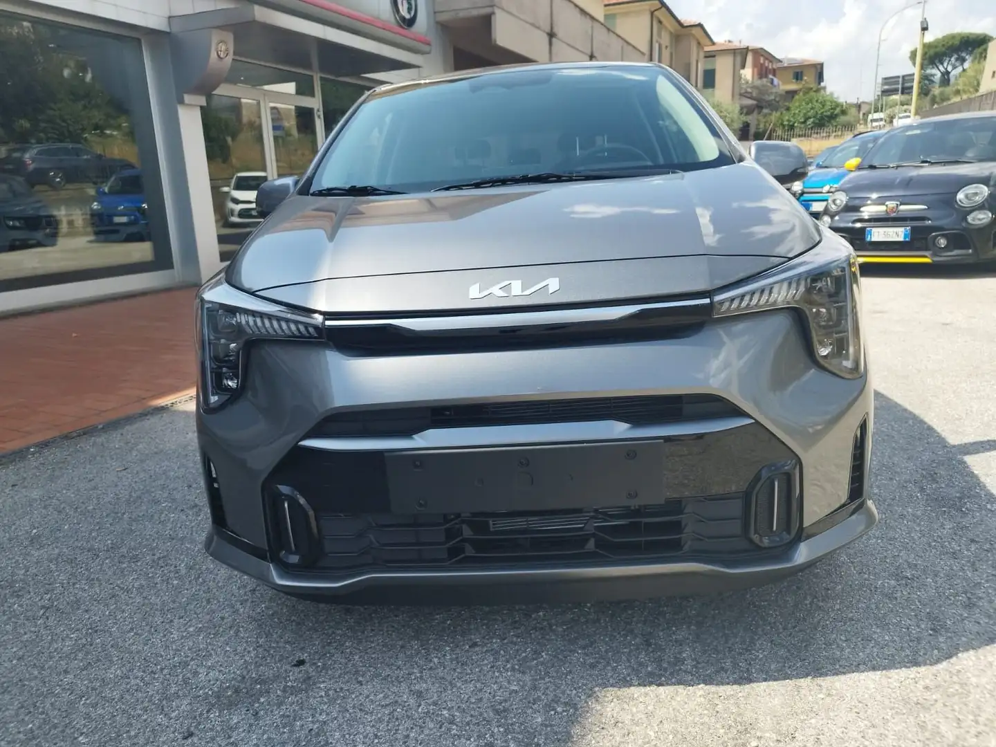 Kia Picanto 1.0 12V 5 porte Urban PACK Grigio - 2