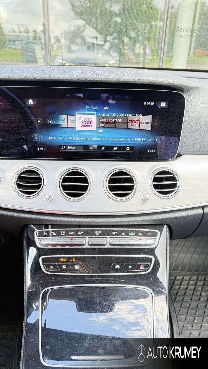 Mercedes-Benz E 220