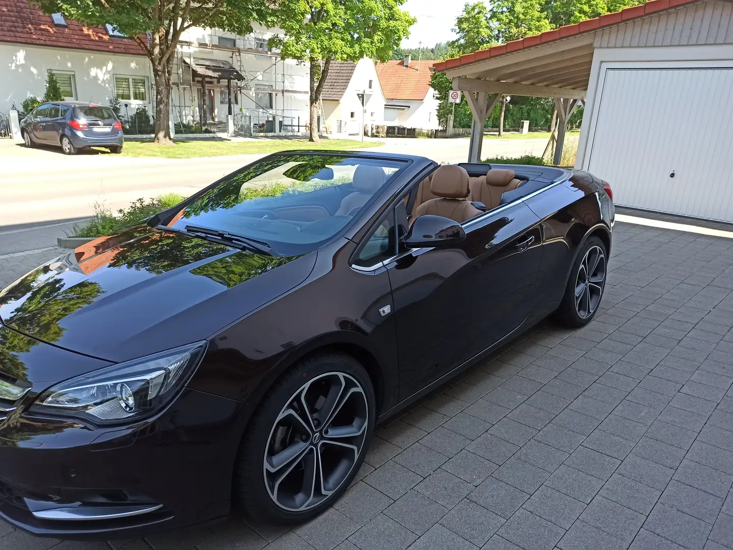 Opel Cascada Cascada 1.6 (ECOTEC) DI Turbo (ecoFLEX) Start/Stop Braun - 2