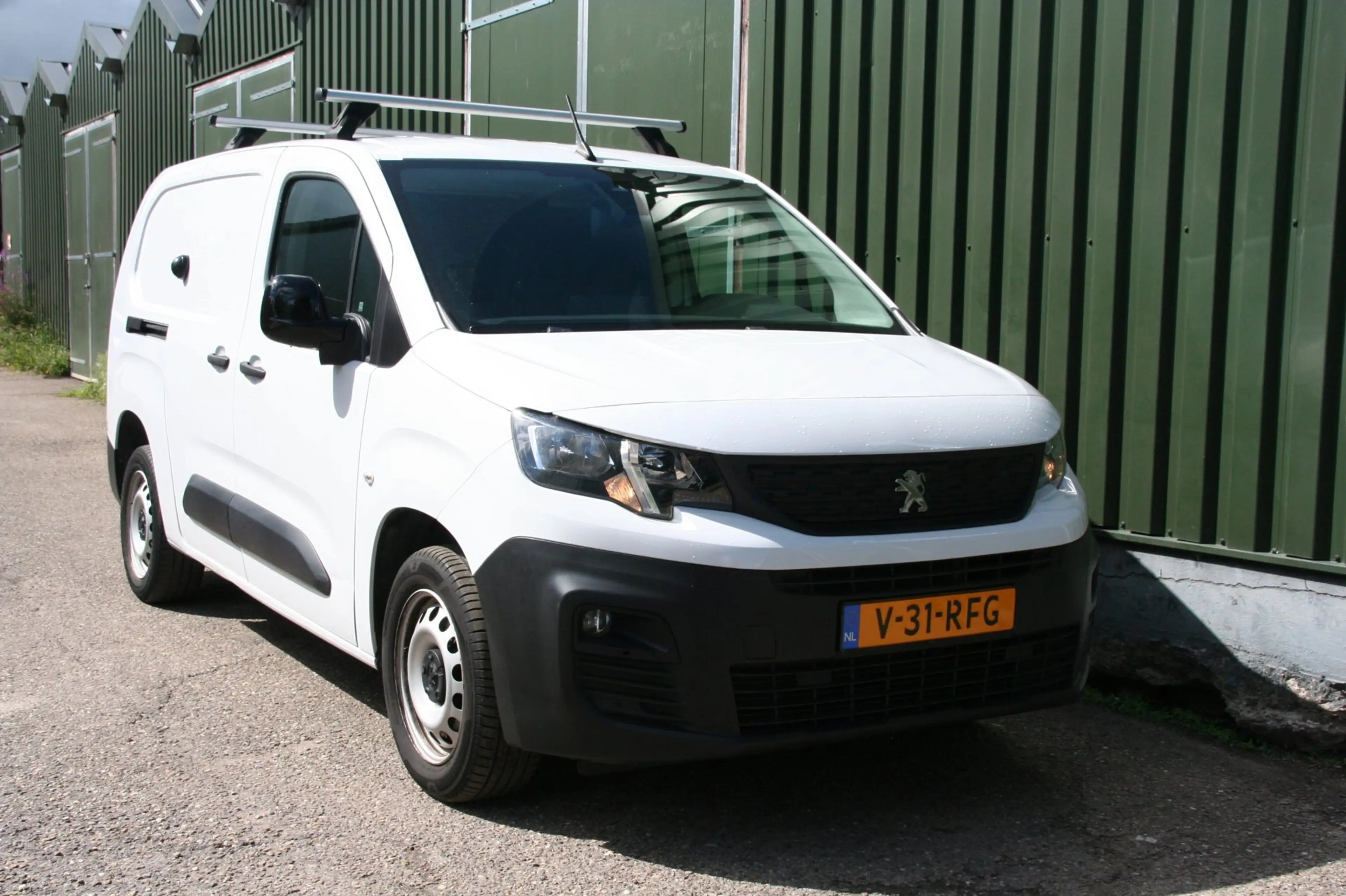 Peugeot Partner 1.5 BlueHDi 100 S&S L2, AIRCO, NAVIGATIE, CAMERA, — photo 2