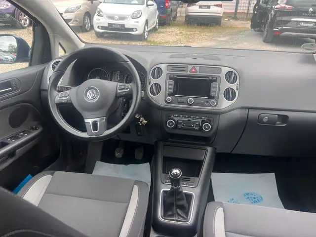 Volkswagen Golf Plus view 9