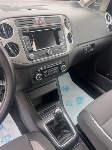 Volkswagen Golf Plus view 14