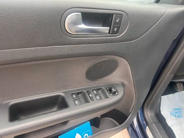 Volkswagen Golf Plus view 16