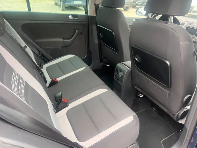 Volkswagen Golf Plus view 11