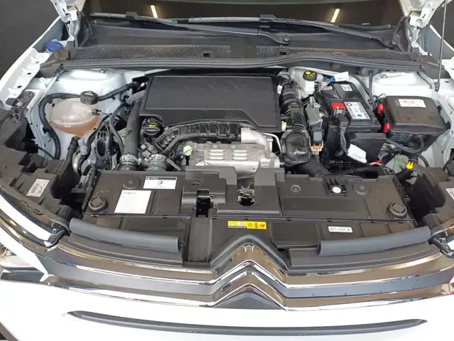 Citroen C4 view 5