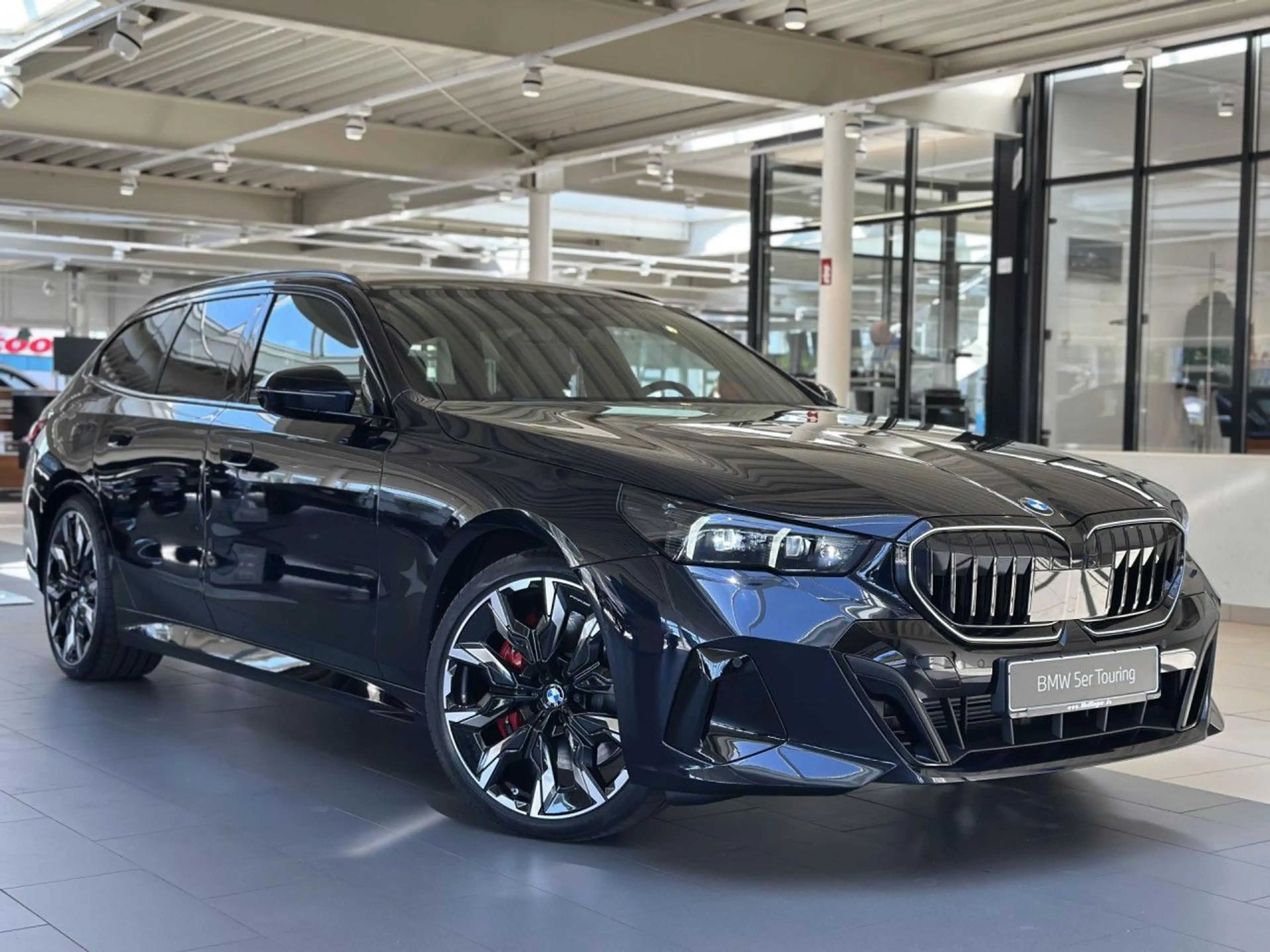 BMW 540 d xD. T. M Sport Pro ACC AHK Sitzbel. PanoD. — photo 2