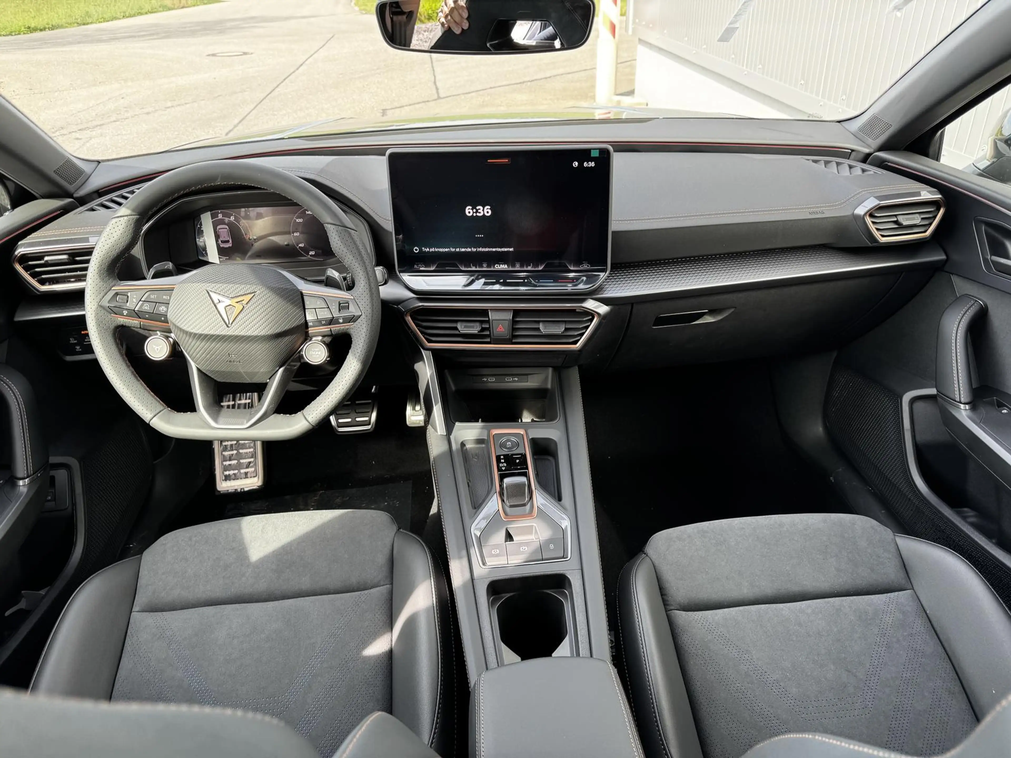 CUPRA Leon Kombi ST 2.0TSI ABT AHK ACC — photo 7