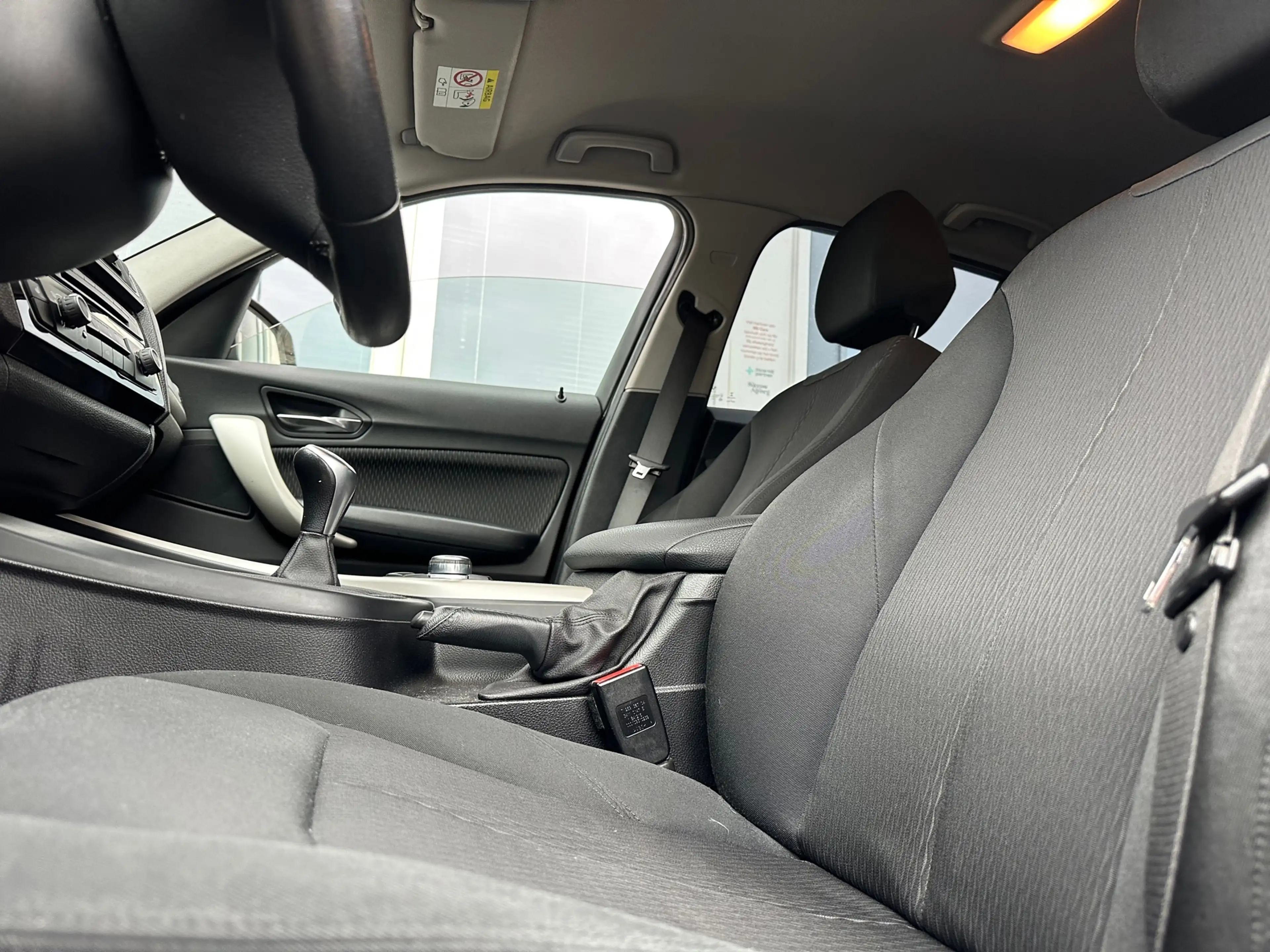 BMW 118 1-serie 118i Sport / Navi / PDC / LM / Stoelverw / — photo 4