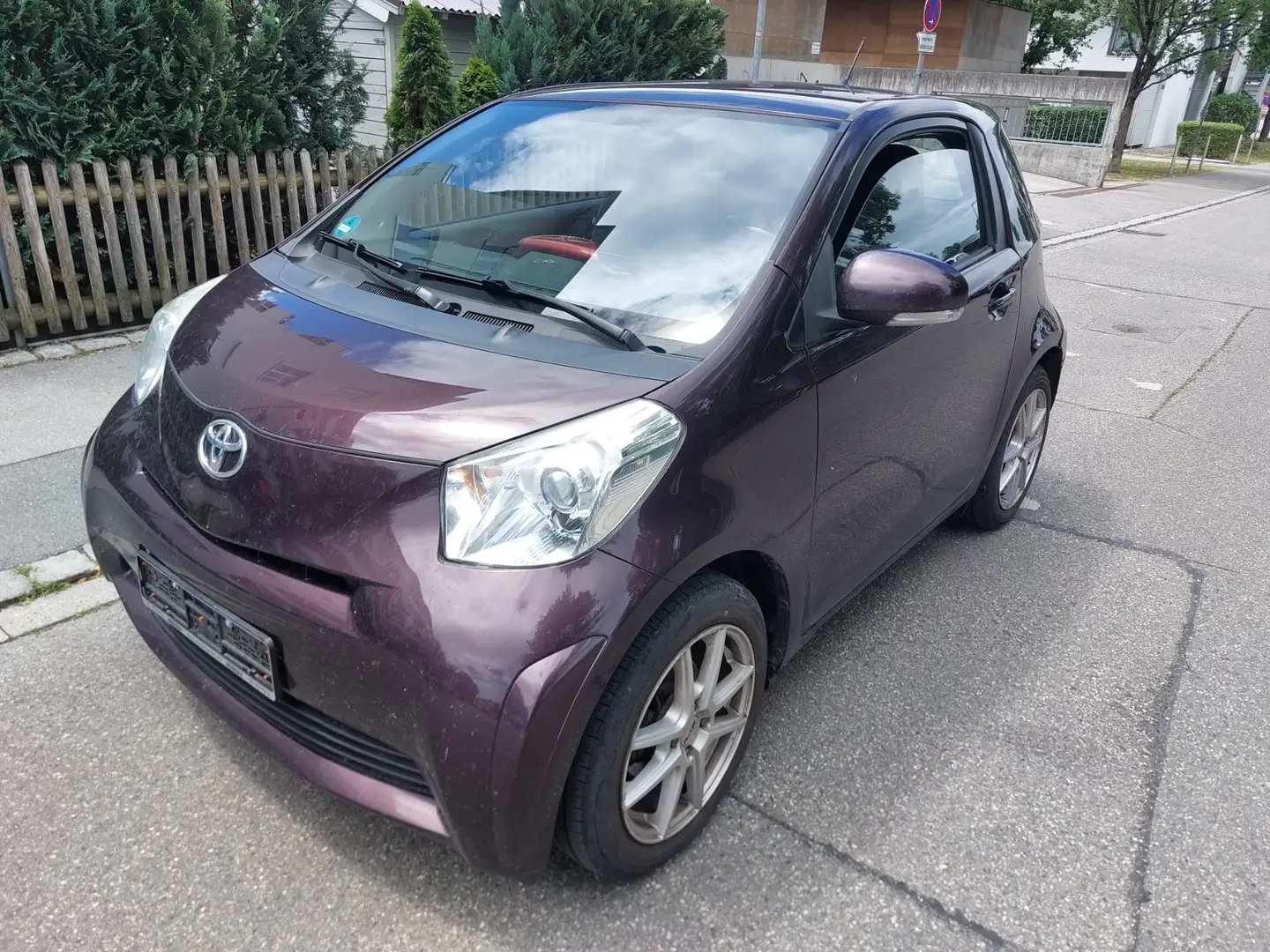 Toyota iQ KLIMA" 8FACHBEREIFT" TÜV 10/26" Mauve - 1