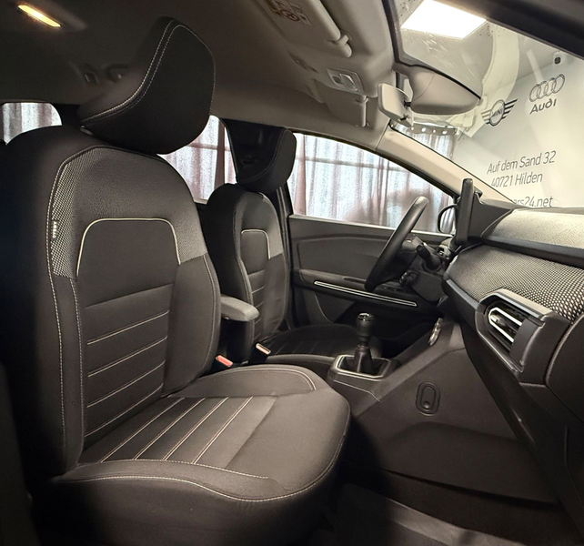 Dacia Jogger ECO-G 100 Extreme+ NAVi+Kamera*LED*7Sitze — photo 15
